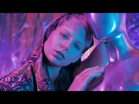 FACE UP - lorenzo Monaco