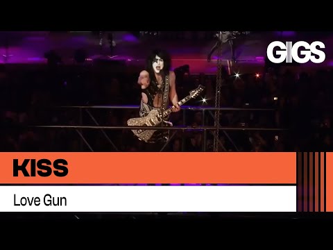 download lagu mp3 mp4 Kiss Las Vegas, download lagu Kiss Las Vegas gratis, unduh video klip Kiss Las Vegas