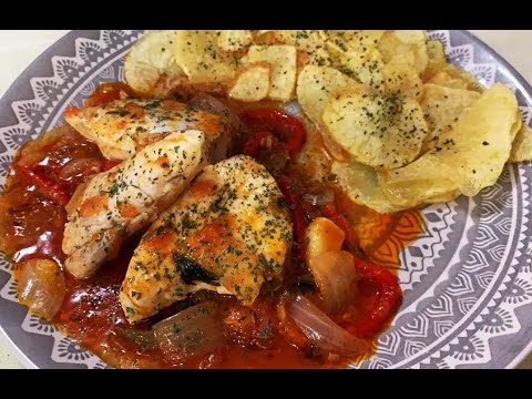 TACOS DE BONITO CON FRITADA DE TOMATE CEBOLLA Y PIMIENTOS CON PATATAS PANADERAS. UNA DELICIA¡¡¡¡