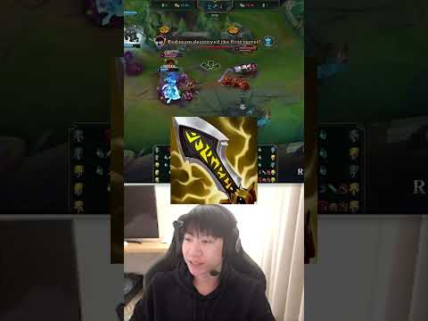 NEW vs OLD Caitlyn.. who wins? 🤔🤔 #shorts #leagueoflegends