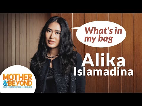 What's in My Bag - Alika Islamadina