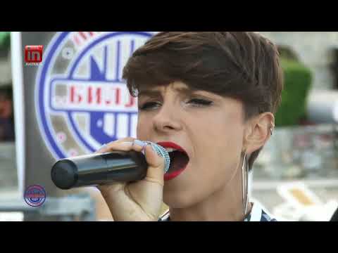 Ansamb Biljana i Martina Kostova - Ajde kamen jano ,kamen duso(live)