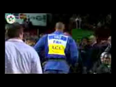OFFICIAL Judo Grand Slam in Paris 2011: Final +100kg Riner Teddy - Kamikawa Daiki Part 2