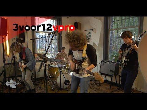 Iguana Death Cult Sessie - Live @ Le Guess Who 2015