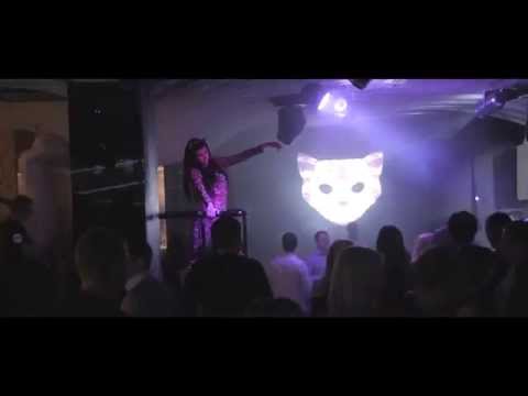 MUR MUR | JULIA GOVOR