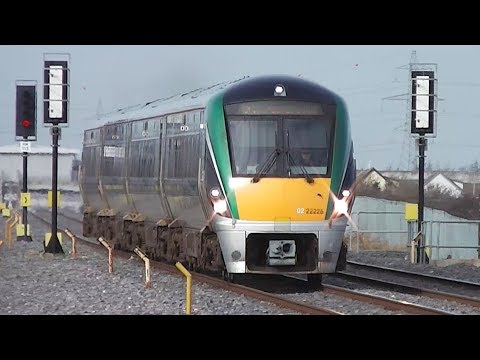 Irish Rail 22000 Class Intercity Train 22226 - Clondalkin & Fonthill, Dublin