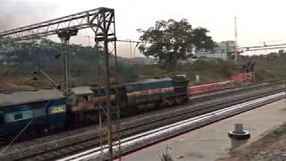 preview picture of video '9 hrs late Udyan express'
