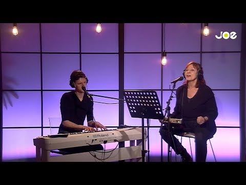 Liliane Saint Pierre - Barbie Girl (Aqua cover) (live bij Joe)