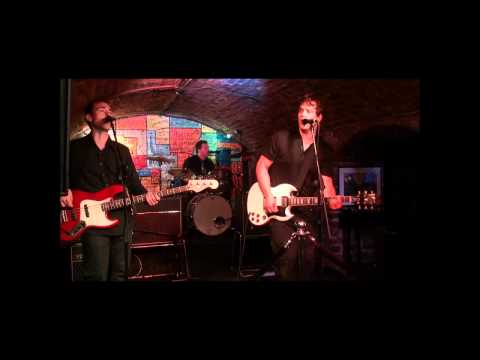 Ashbury Keys - Hero (Live at The Cavern Club Front Stage as part of IPO Liverpool 2012)