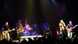 40 Below Summer - &quot;Power Tool (Live @ Gramercy Theatre)&quot; 11/12/10