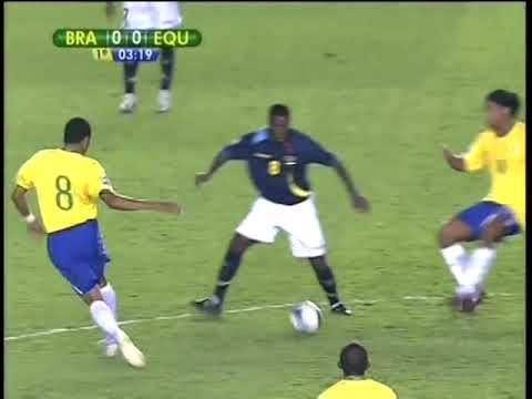 Eliminatorias Mundial 2010: Brasil 5-0 Ecuador (17/10/2007). Narración en portugués.