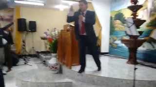 preview picture of video 'Cañas cascadas y pábilos humeantes en las manos del Maestro | Pastor Juan David Ramírez'