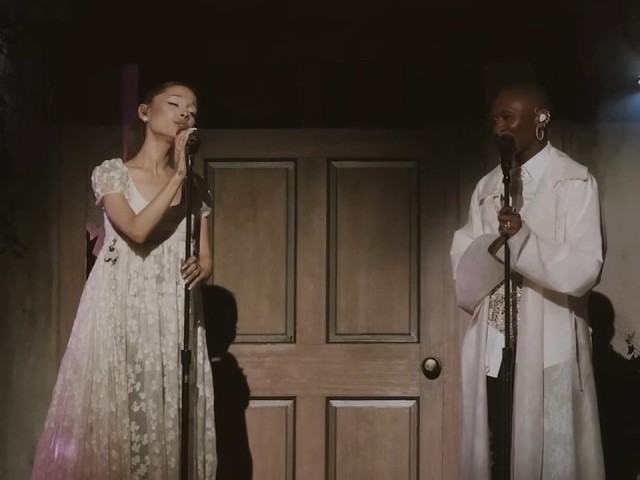 Vídeo relacionado con Because I Knew You I Have Been Changed for Good Gifts - Collar musical Wicked the Musical, llavero de amigo, regalos malvados, joyería de amistad, regalos para mejores amigas, regalos malvados para
