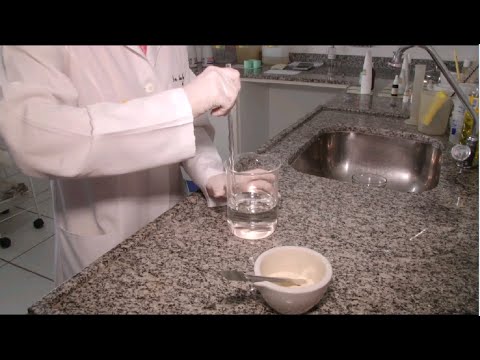 Aumenta a procura por álcool em gel nas farmácias de manipulação