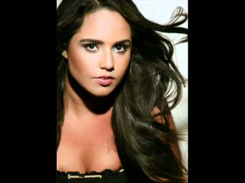 Menina Linda - Perlla e Fantasmão.