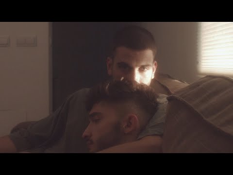 Zheit, T.Dom - Y Pensar Que Te Extrañaba (Official Video)