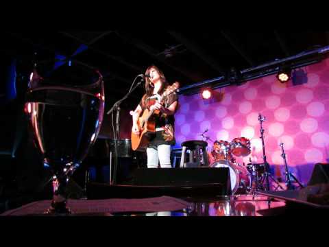 Jess Meuse - Pumped Up Kicks