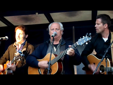 Marcel Smit , Gurbe Douwstra & Piter Wilkens  'MINNE HUN'