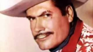 Eulalio Gonzalez Piporro "El Taconazo".