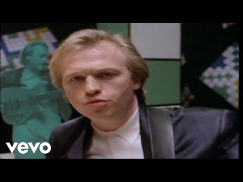 Level 42 - Running In The Family (Stereo)