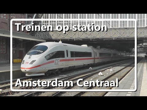Treinen op station Amsterdam Centraal