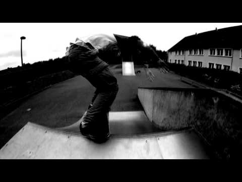 Bouffe ta baguette/TEASER