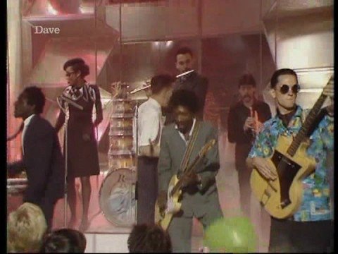 The Specials - Ghost Town (TOTP)