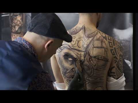 download lagu mp3 mp4 Tatuajes Sevilla, download lagu Tatuajes Sevilla gratis, unduh video klip Tatuajes Sevilla