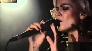 Aurea - Busy (for me) - Live