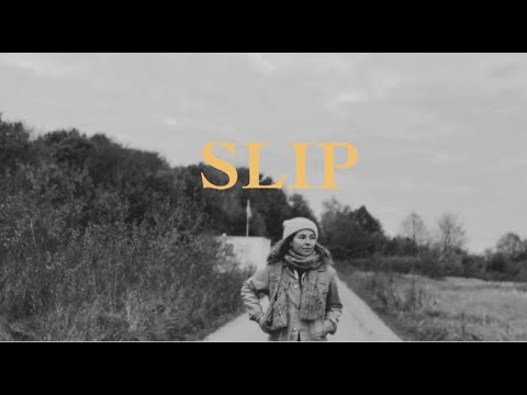 Lucie Glang & Mikas - Slip (Official Visualizer)