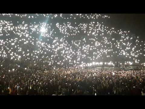 Heroes (live) - U2 Joshua Tree Live in Manila