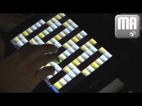 Playing with Mugician for iPad (with pressure sense)