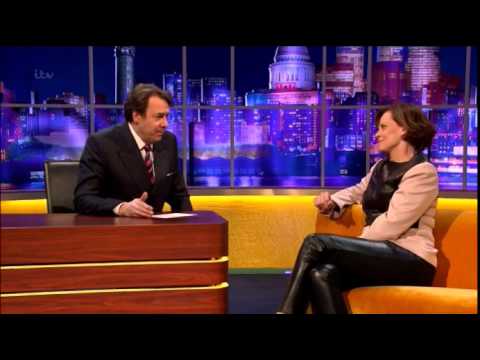 , title : 'Sigourney Weaver Interview On The Jonathan Ross Show'