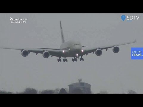 [Vídeo] Aterrizaje 'imposible' de un Airbus A380 de 394 toneladas por la tormenta Dennis