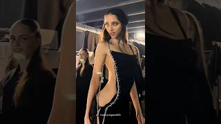 Yasmin Wijnaldum for Dsquared2 FW25 #yasminwijnaldum #supermodel #runway #dsquared2 #fw25