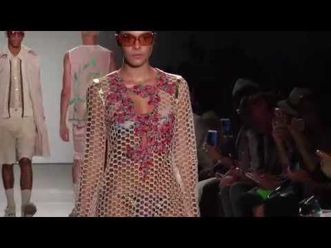 Custo Barcelona Woman New York SS 2017