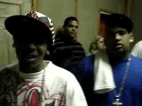 Toxic Crow Ft La Grasa - primisia pa www.saborkallejero.com