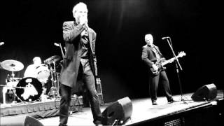 Dr Feelgood (4 clips Bony Maronie/Tequila) 11.5.12.