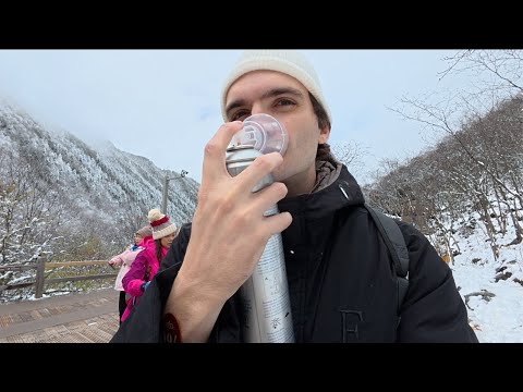 We Traveled To China’s Beautiful and Chaotic National Park – Jiuzhaigou & Huanglong