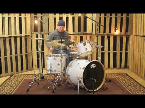 DW Collector's Maple White Twisted Oyster Drum Set - 22, 12, 16