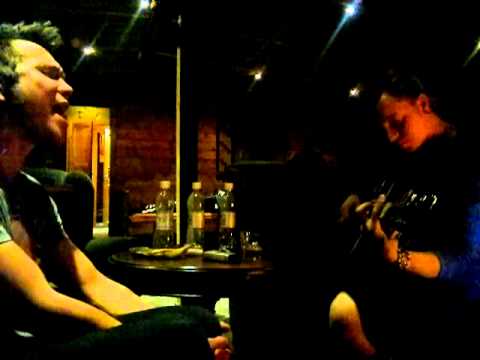 Karhuveljet Levillä ja Rakkaus on murhaa.mp4