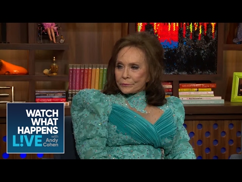 Loretta Lynn Spills The Lore-Tea On Elvis, Frank Sinatra, And Dolly Parton | WWHL