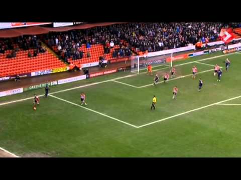 Blades 1-1 Fulham - match action