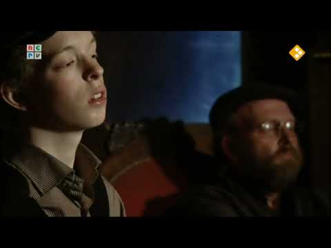 Boer Frans kijkt een film - Man Bijt Hond