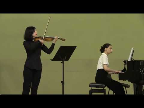 W. A. Mozart - Sonata for Piano and Violin No.24 K.376,  I part.