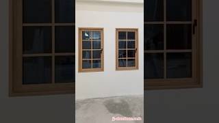 หน้าต่างบานเปิดพร้อมแปะลูกฟัก