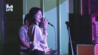 Download lagu FRIDAY M LIVE | AMORISA - BAHAGIAKU | LIVE AT M RADIO SURABAYA mp3