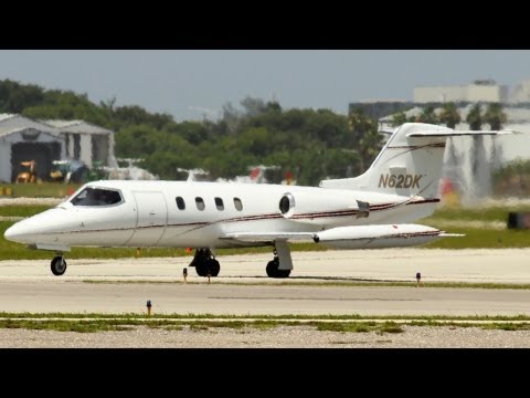 Learjet 25D Takeoff from Ft. Lauderdale Executive