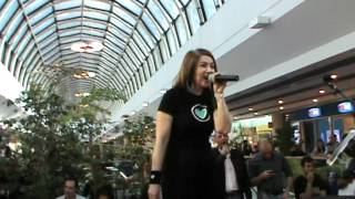 Cristina D'Avena Che Campioni Holly e Benji LIVE