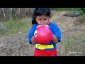 Keysha Bermain Mengisi Air Dalam Balon Daddy Finger Nursery Rhymes | Learn Colors With Balloons